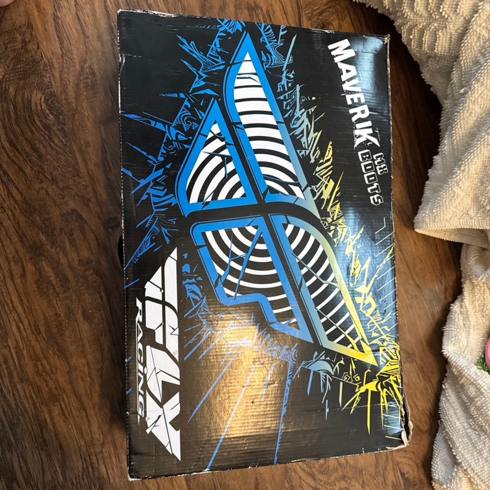 Fly racing boots